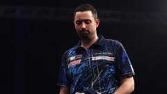 World Number One Luke Humphries Stunned by Gian van Veen in Early World Matchplay Exit