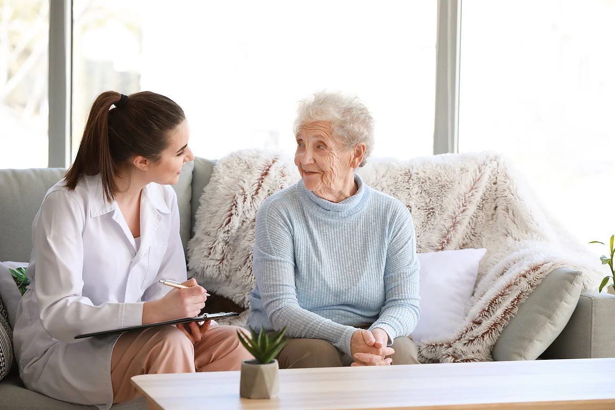 Centenarian Offspring Show 42% Lower Mortality Risk, Enhanced Health