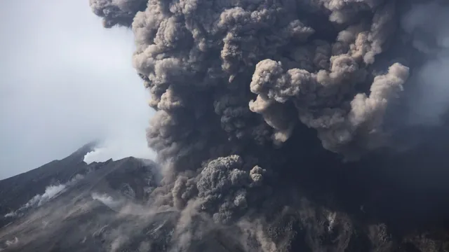 Ancient 'Supervolcano' Unearthed in Eastern England, Experts Debate Classification