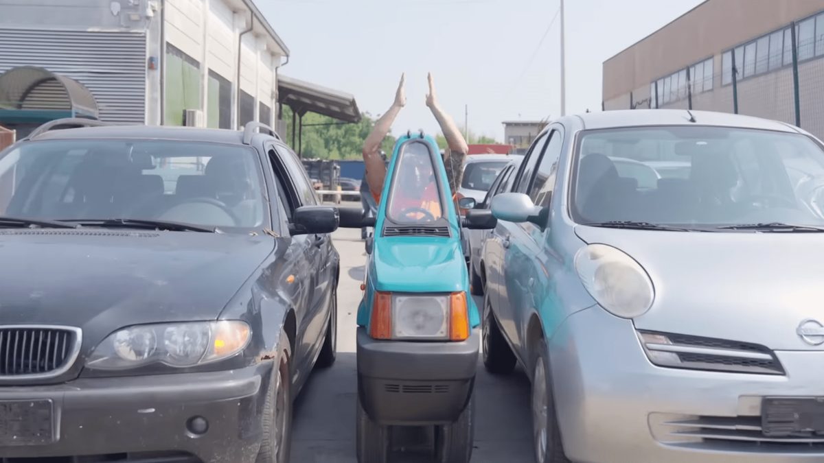 Fiat Panda Slimmed to 19.7 Inches: A Radical DIY Transformation Weighing 600 lbs